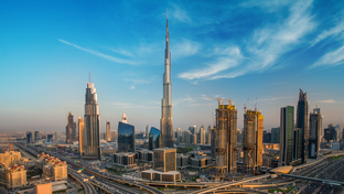 Dubai Skyline With Beautiful City (1)